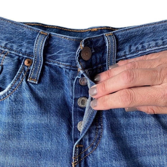 Levis 501 T Tapered Jeans Womens Size 26 Premium Denim Ankle Button Fly Mid Rise - Picture 8 of 12